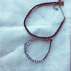2 chokers